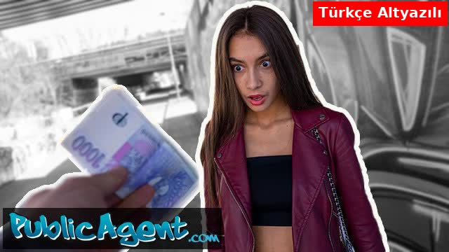 Esmer Güzelin Açık Havada Beklenmedik Buluşması