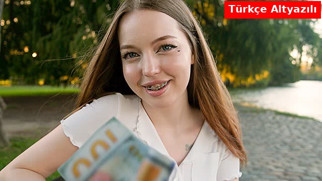 Para İçin Razı Olan 18 Yaşında Rus Kızı Koca Yarrağıyla Doyuran Erkek